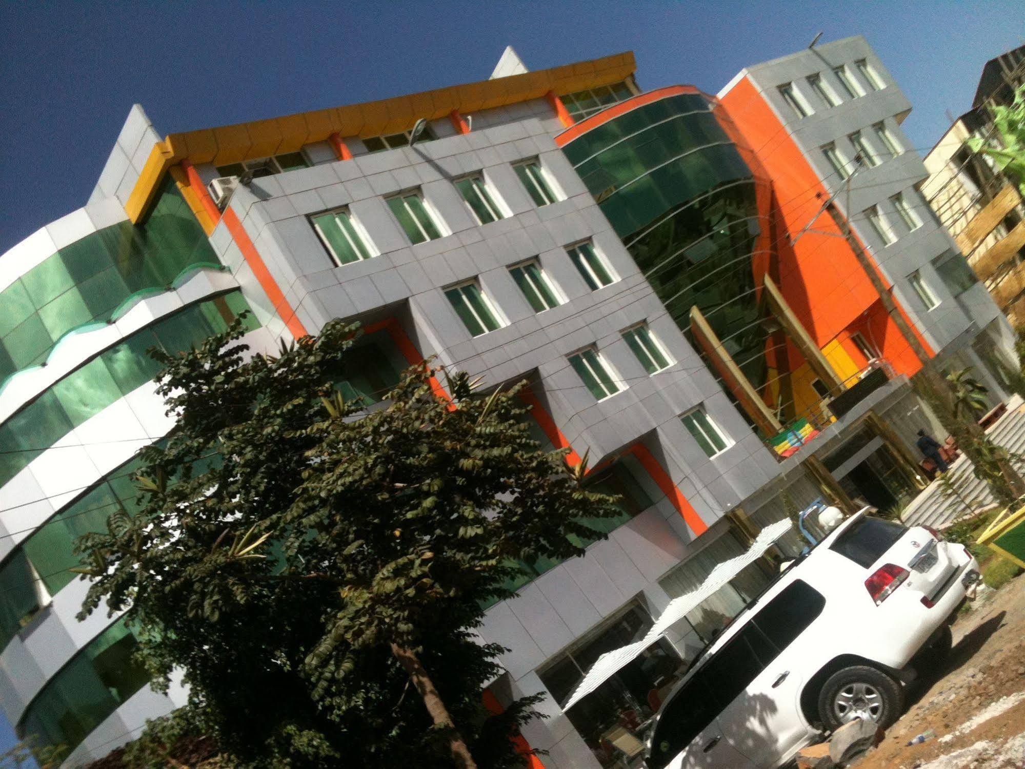 גונדר Florida International Hotel מראה חיצוני תמונה